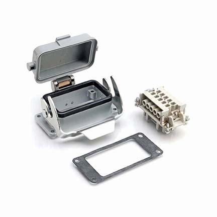 C14610E0109421   10 + PE  Receptacle Kit, Single Latch,  Spring Cover
