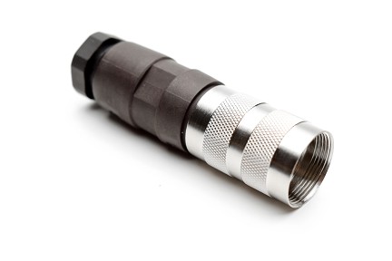 T 3476 552 - M16 Female straight cable connector with internal strain relief and metal locking ring. 7 contacts, 6-8mm cable diameter Contacts sold separately.